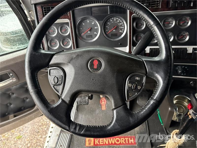 Kenworth W900 Nyergesvontatók