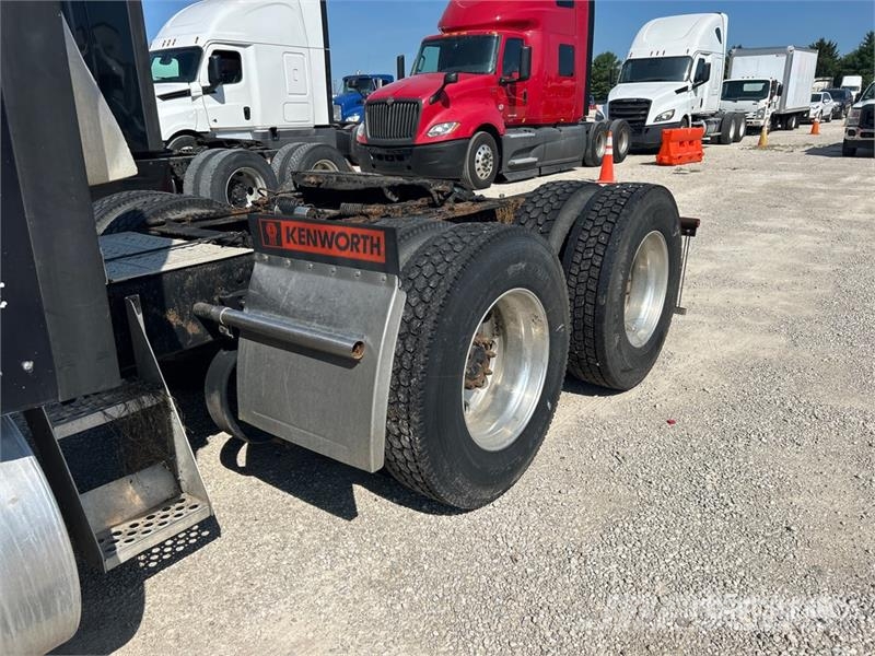 Kenworth W900 Prime Movers