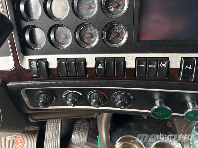 Kenworth W900 Nyergesvontatók