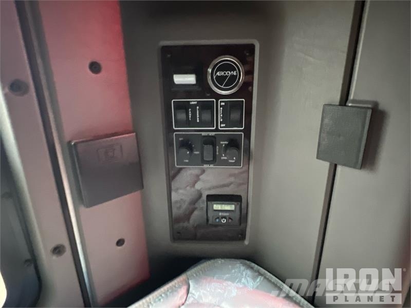 Kenworth W900 Седельные тягачи