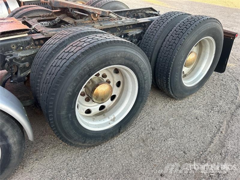Kenworth W900 Седельные тягачи