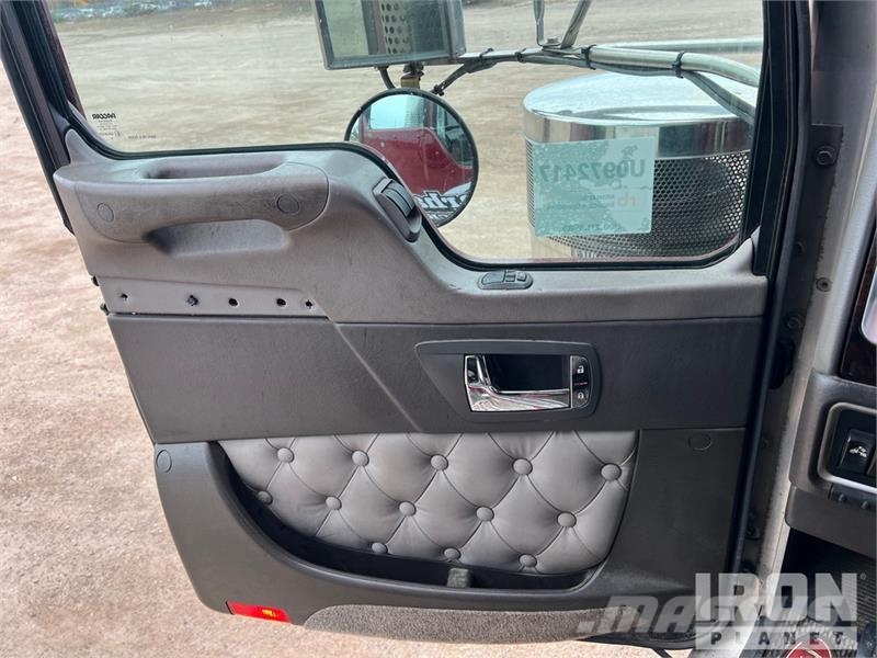 Kenworth W900 Седельные тягачи