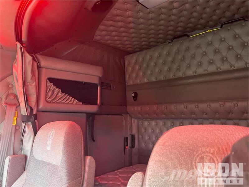 Kenworth W900 Седельные тягачи