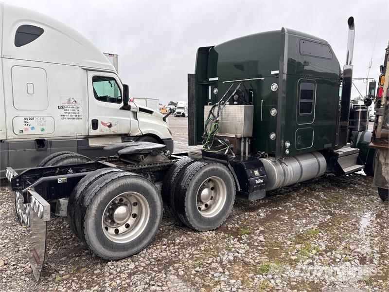 Kenworth W900 Nyergesvontatók