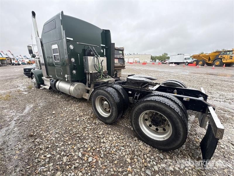 Kenworth W900 Nyergesvontatók