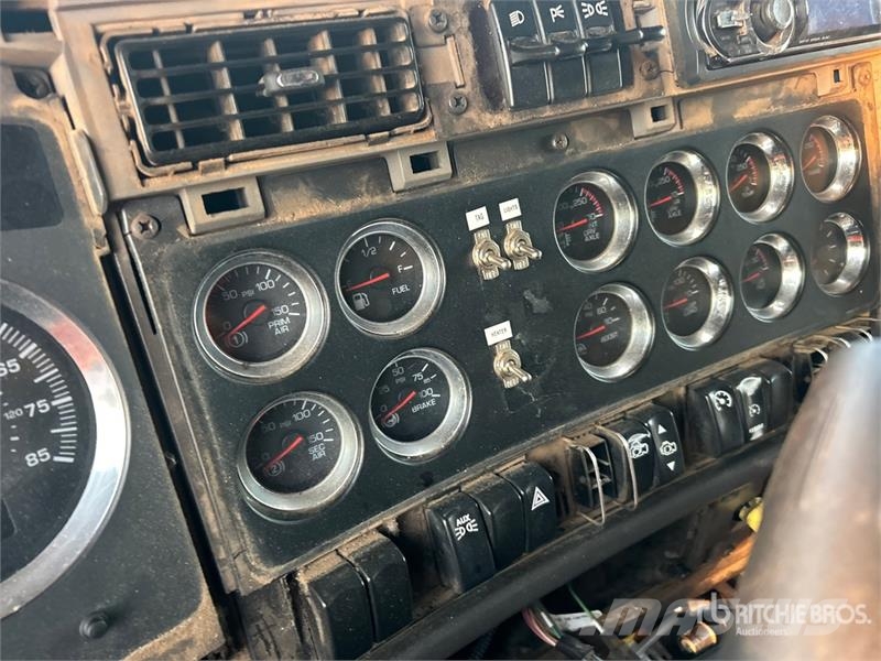 Kenworth W900 Седельные тягачи