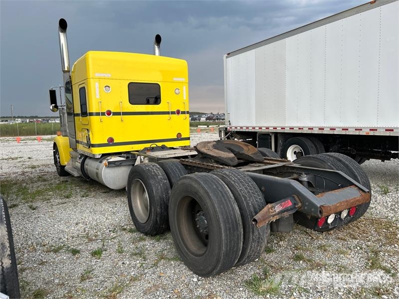 Kenworth W900 Prime Movers