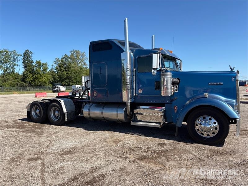 Kenworth W900 Tractor Units