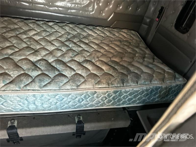 Kenworth W900 Седельные тягачи