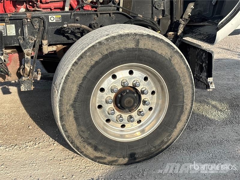 Kenworth W900 Tractor Units