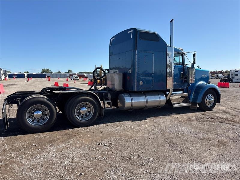 Kenworth W900 Tractor Units