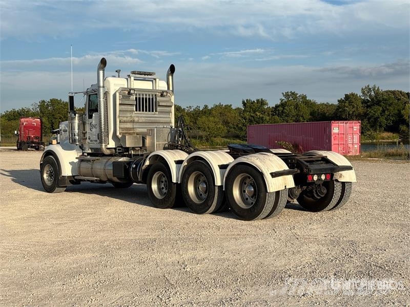 Kenworth W900 Tractor Units