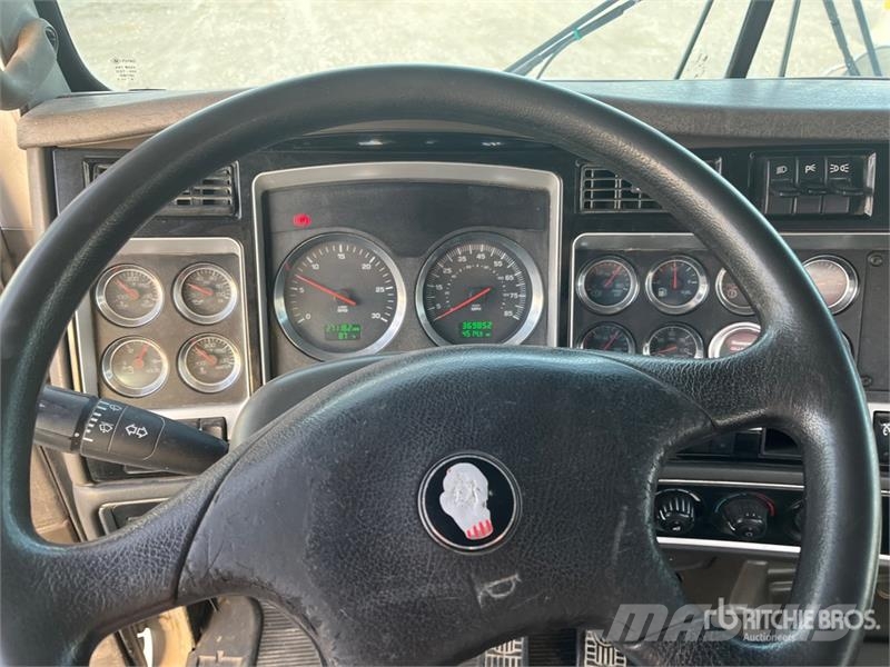 Kenworth W900 12x4 Mixer Truck Бетономішалки (Автобетонозмішувачі)