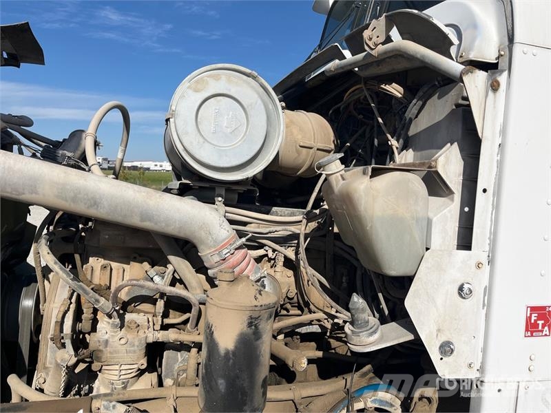 Kenworth W900 12x4 Mixer Truck 混凝土搅拌车