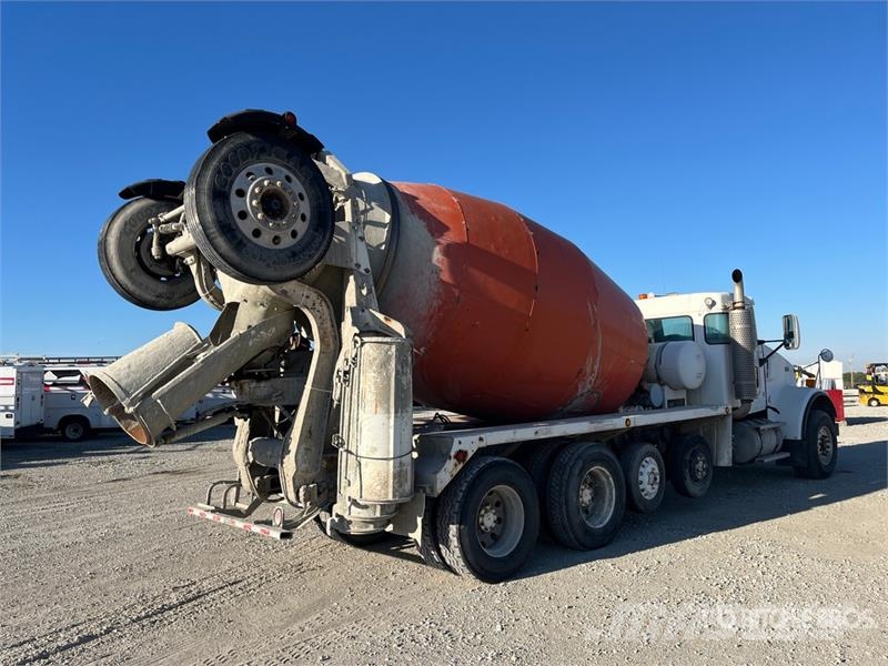 Kenworth W900 12x4 Mixer Truck 混凝土搅拌车