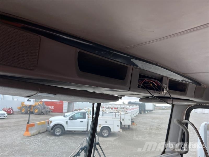 Kenworth W900 12x4 Mixer Truck Бетономішалки (Автобетонозмішувачі)