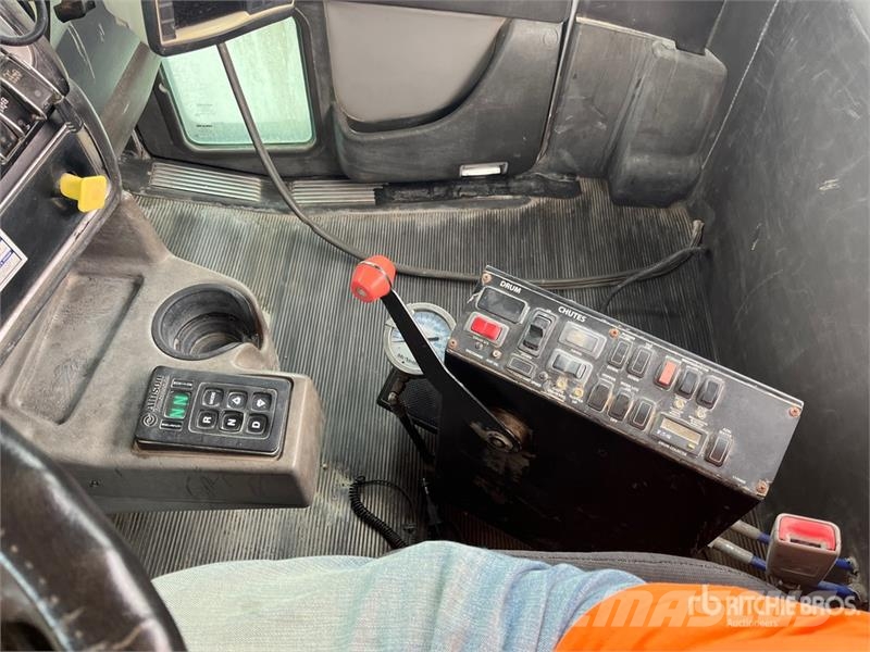 Kenworth W900 12x4 Mixer Truck Бетономішалки (Автобетонозмішувачі)