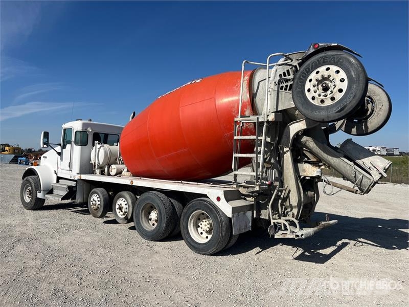 Kenworth W900 12x4 Mixer Truck 混凝土搅拌车