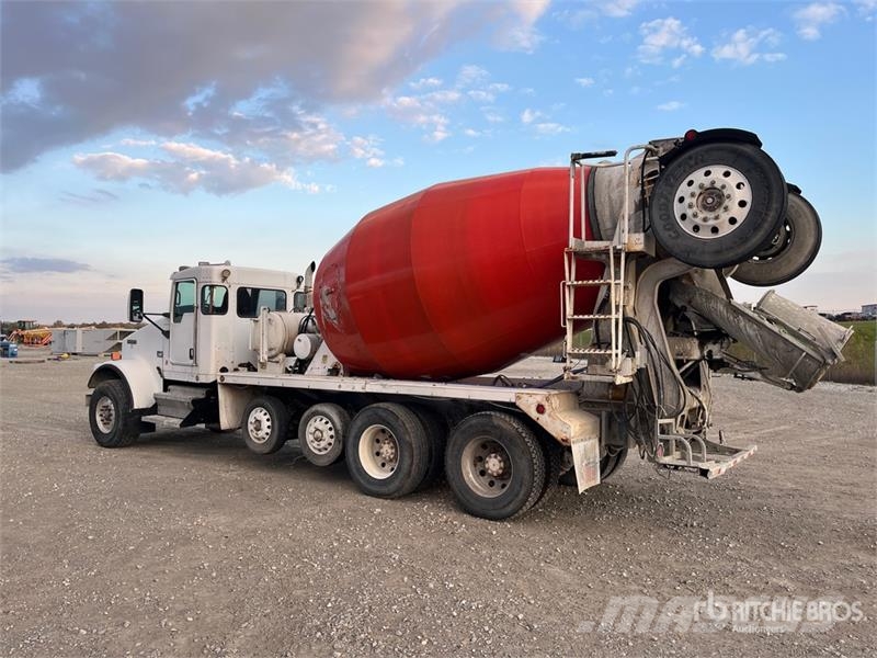 Kenworth W900 12x4 Mixer Truck Бетономішалки (Автобетонозмішувачі)