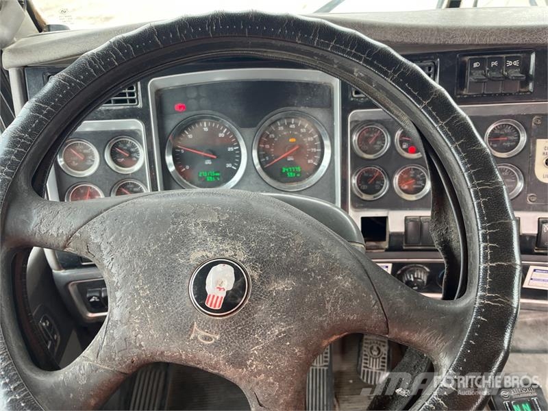 Kenworth W900 12x4 Mixer Truck Бетономішалки (Автобетонозмішувачі)