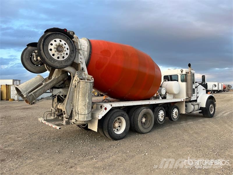 Kenworth W900 12x4 Mixer Truck Бетономішалки (Автобетонозмішувачі)