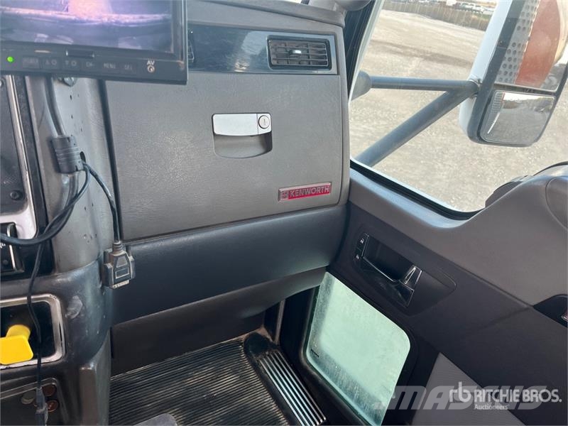 Kenworth W900 12x4 Mixer Truck Бетономішалки (Автобетонозмішувачі)