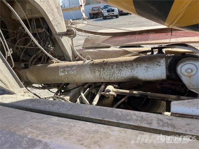Kenworth W900 8x2 Mixer Truck Betonmischer