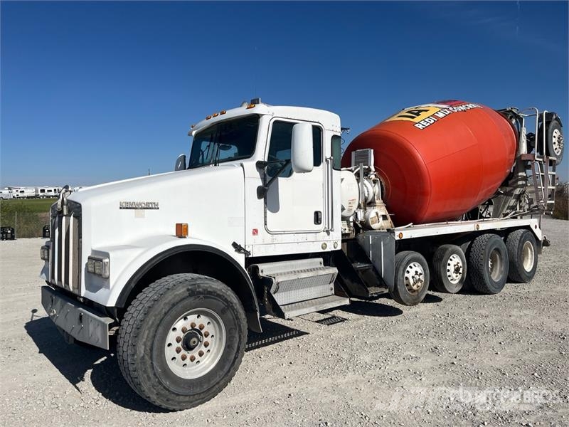 Kenworth W900 8x2 Mixer Truck Betonmischer