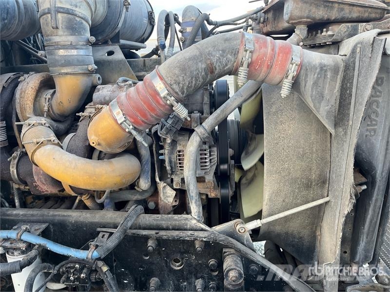 Kenworth W900 8x2 Mixer Truck Betonkeverők/Betonpumpák
