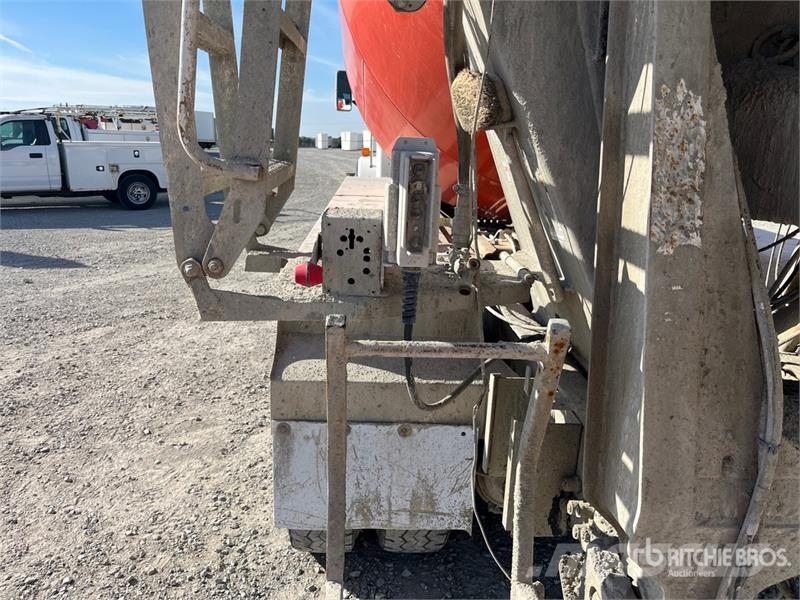 Kenworth W900 8x2 Mixer Truck Betonmischer