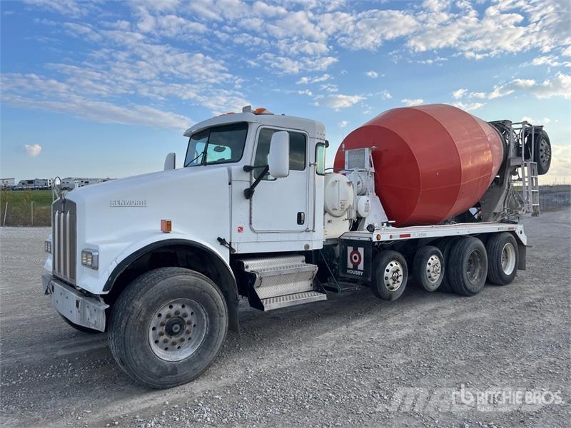 Kenworth W900 8x2 Mixer Truck ミキサー車