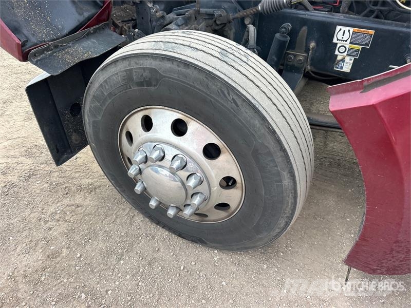 Kenworth W990 6x4 T/A Sleeper Truck Tractor Tractor Units