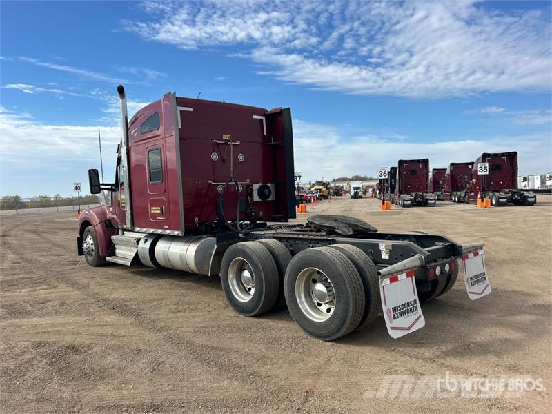 Kenworth W990 6x4 T/A Sleeper Truck Tractor Tractor Units