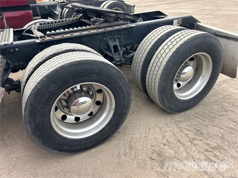 Kenworth W990 6x4 T/A Sleeper Truck Tractor Tractor Units