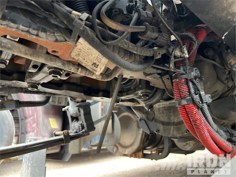 Kenworth W990 6x4 T/A Sleeper Truck Tractor (Inoperable) Cabezas tractoras