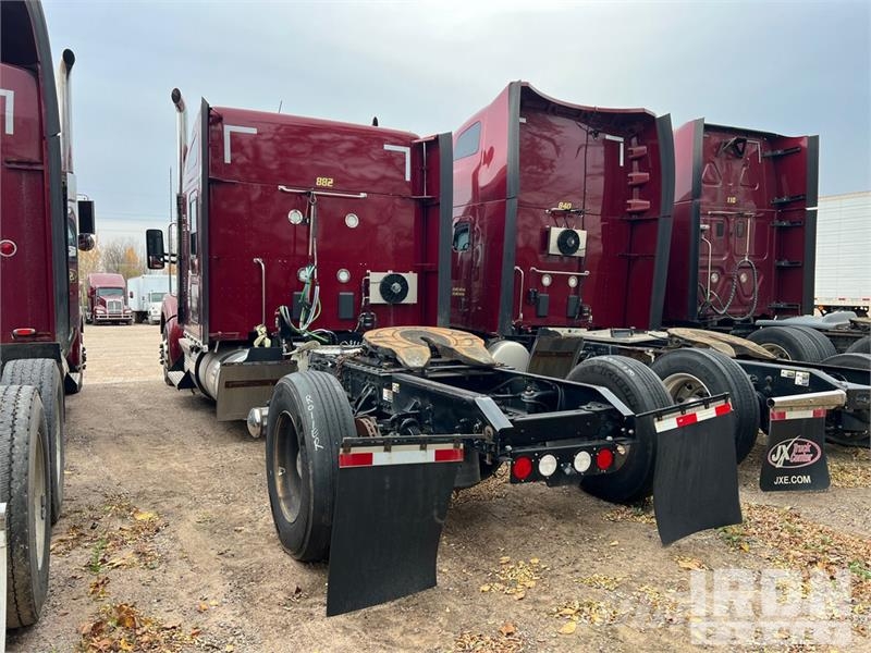Kenworth W990 6x4 T/A Sleeper Truck Tractor (Inoperable) Cabezas tractoras