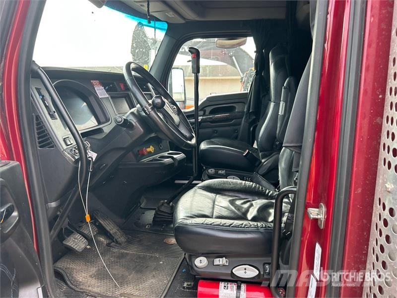 Kenworth W990 6x4 T/A Sleeper Truck Tractor Tractor Units