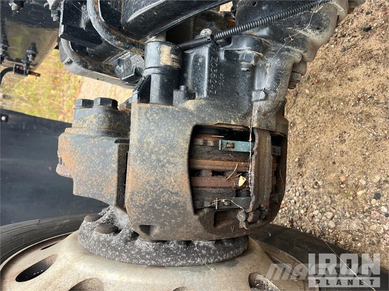 Kenworth W990 6x4 T/A Sleeper Truck Tractor (Inoperable) Cabezas tractoras