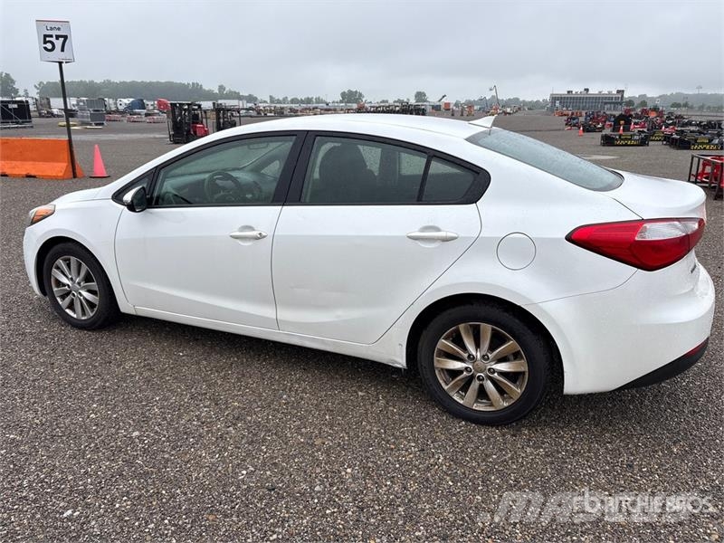 Kia Forte سيارات