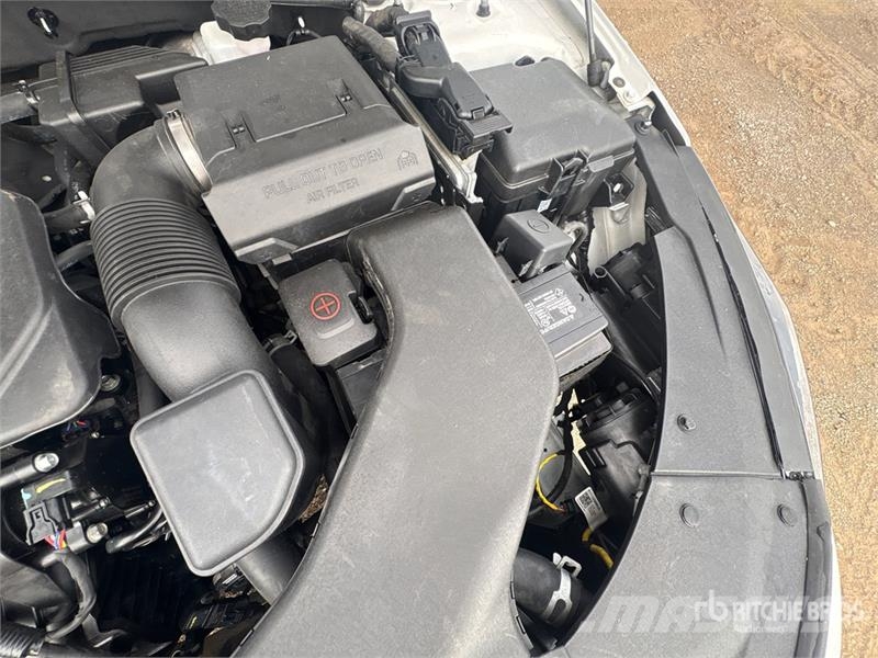 Kia Optima Автомобілі
