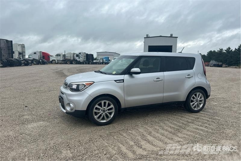 Kia Soul 2WD SUV PKWs
