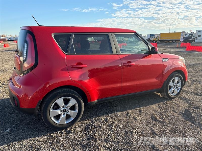 Kia Soul 2WD SUV Osobní vozy
