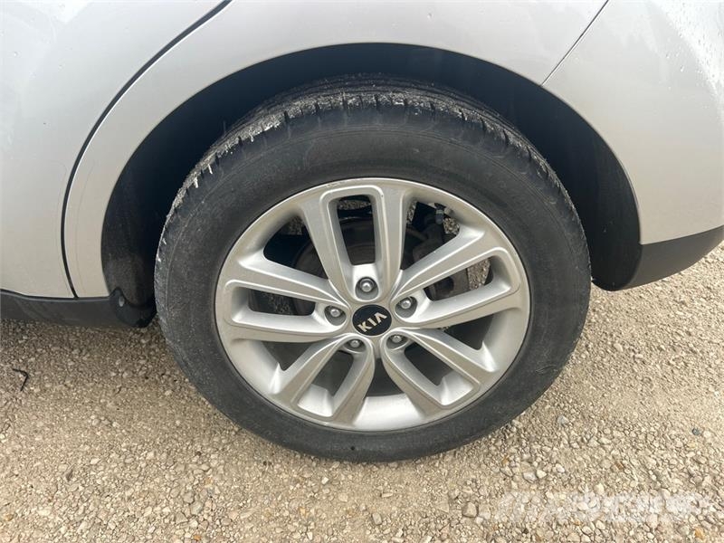 Kia Soul 2WD SUV PKWs