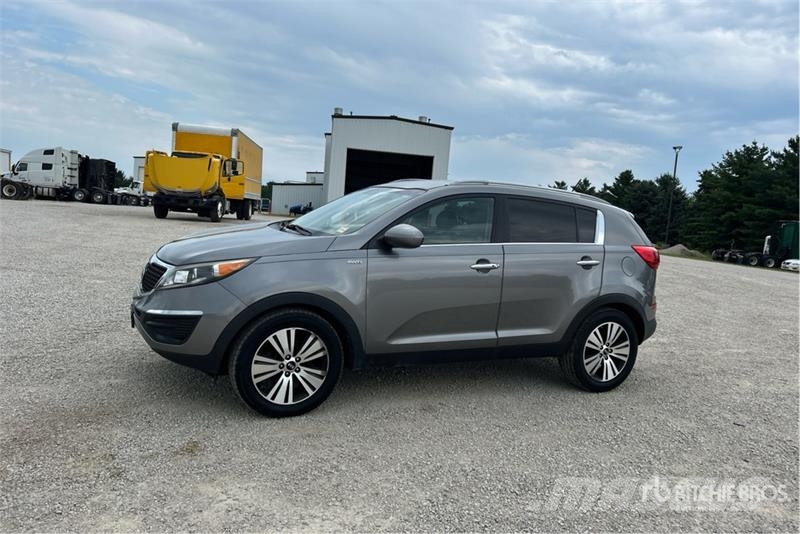 Kia Sportage EX AWD SUV PKWs