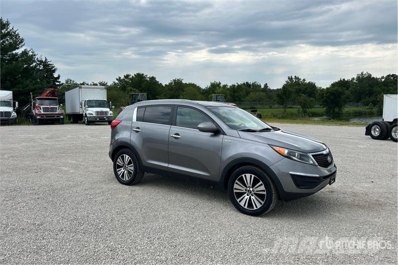 Kia Sportage EX AWD SUV PKWs