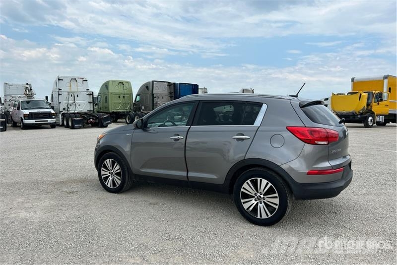 Kia Sportage EX AWD SUV PKWs
