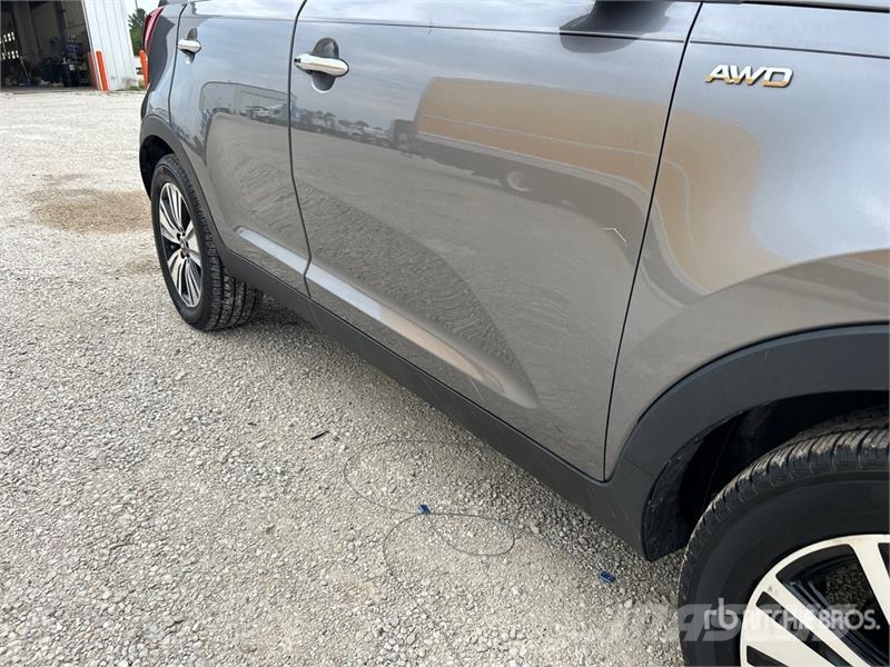 Kia Sportage EX AWD SUV PKWs