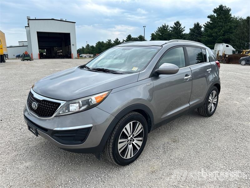 Kia Sportage EX AWD SUV PKWs