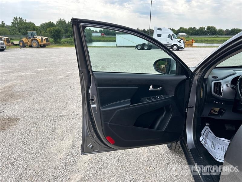 Kia Sportage EX AWD SUV PKWs