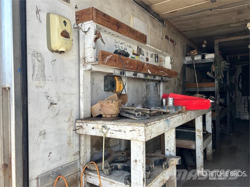 Kidron 28 ft x 102 in S/A Van Trailer مقطورات ذات هيكل صندوقي